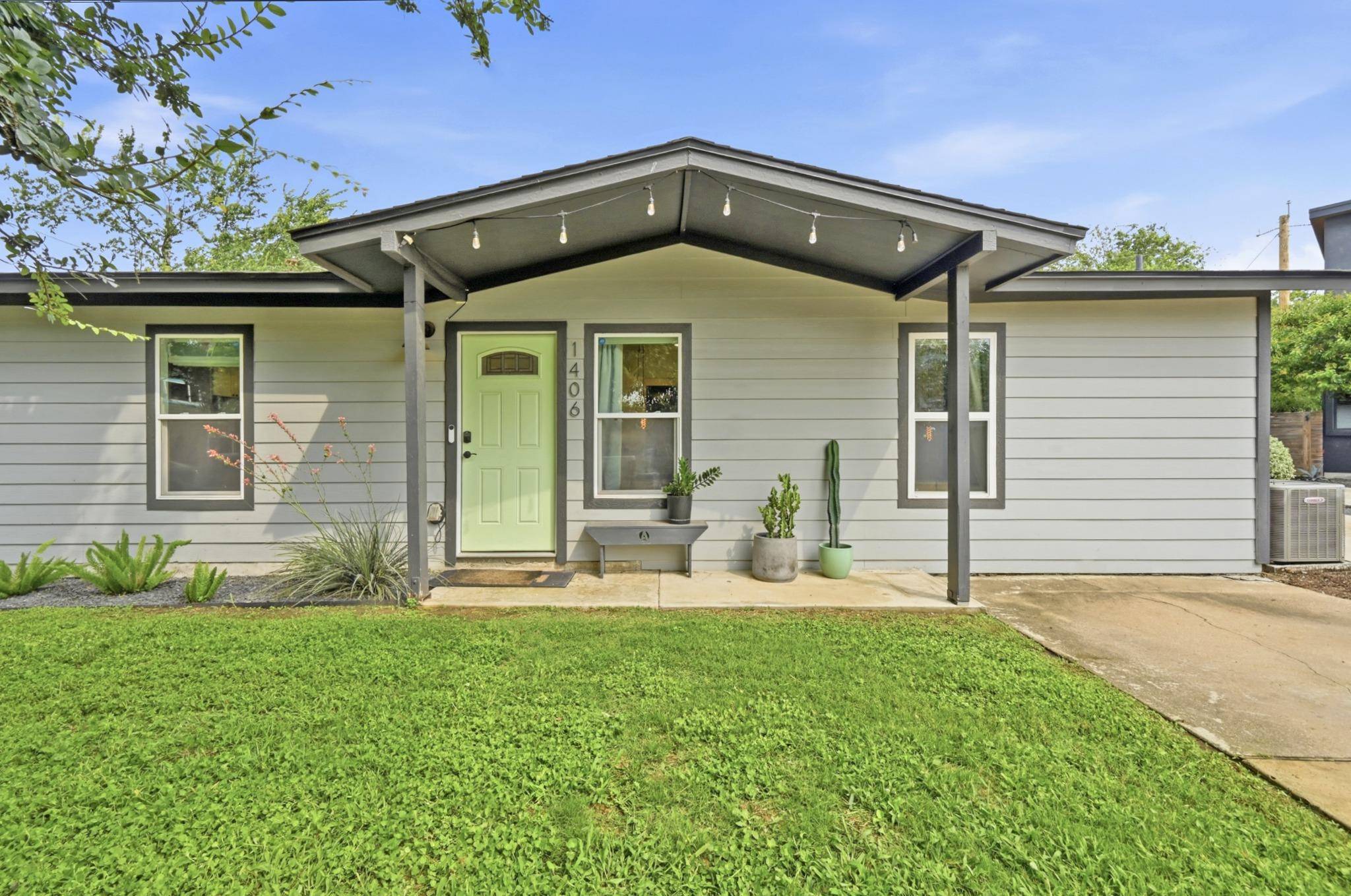 1406 Camelot CIR #1, Austin, TX 78745