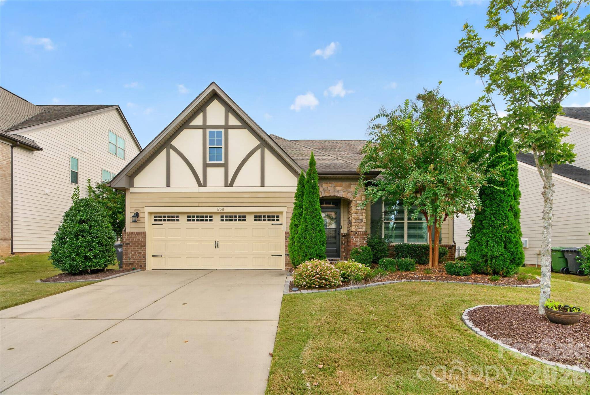 17511 Austins Creek DR, Charlotte, NC 28278