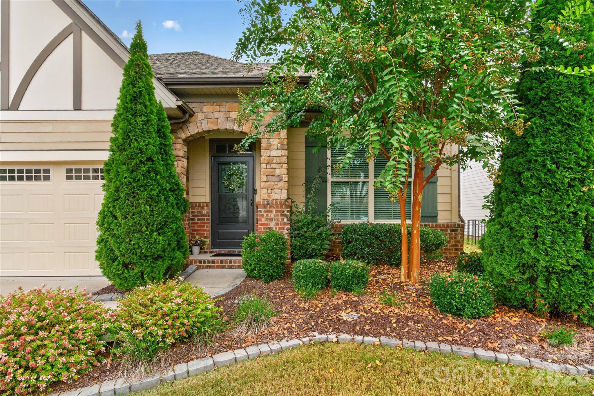 17511 Austins Creek DR, Charlotte, NC 28278