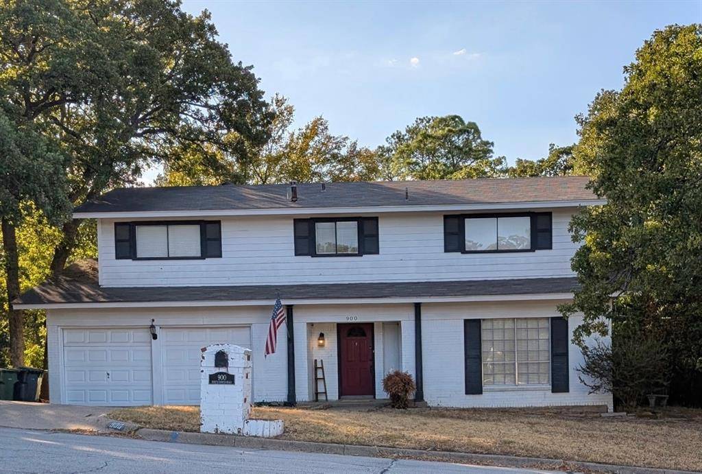 900 N Bowen Road, Arlington, TX 76012