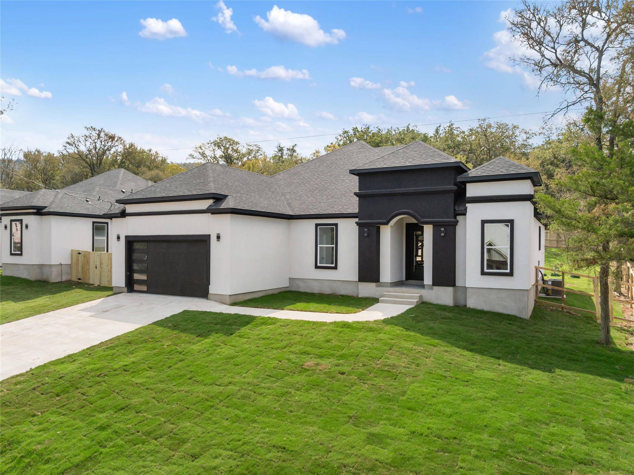 127 Hilea CT, Bastrop, TX 78602