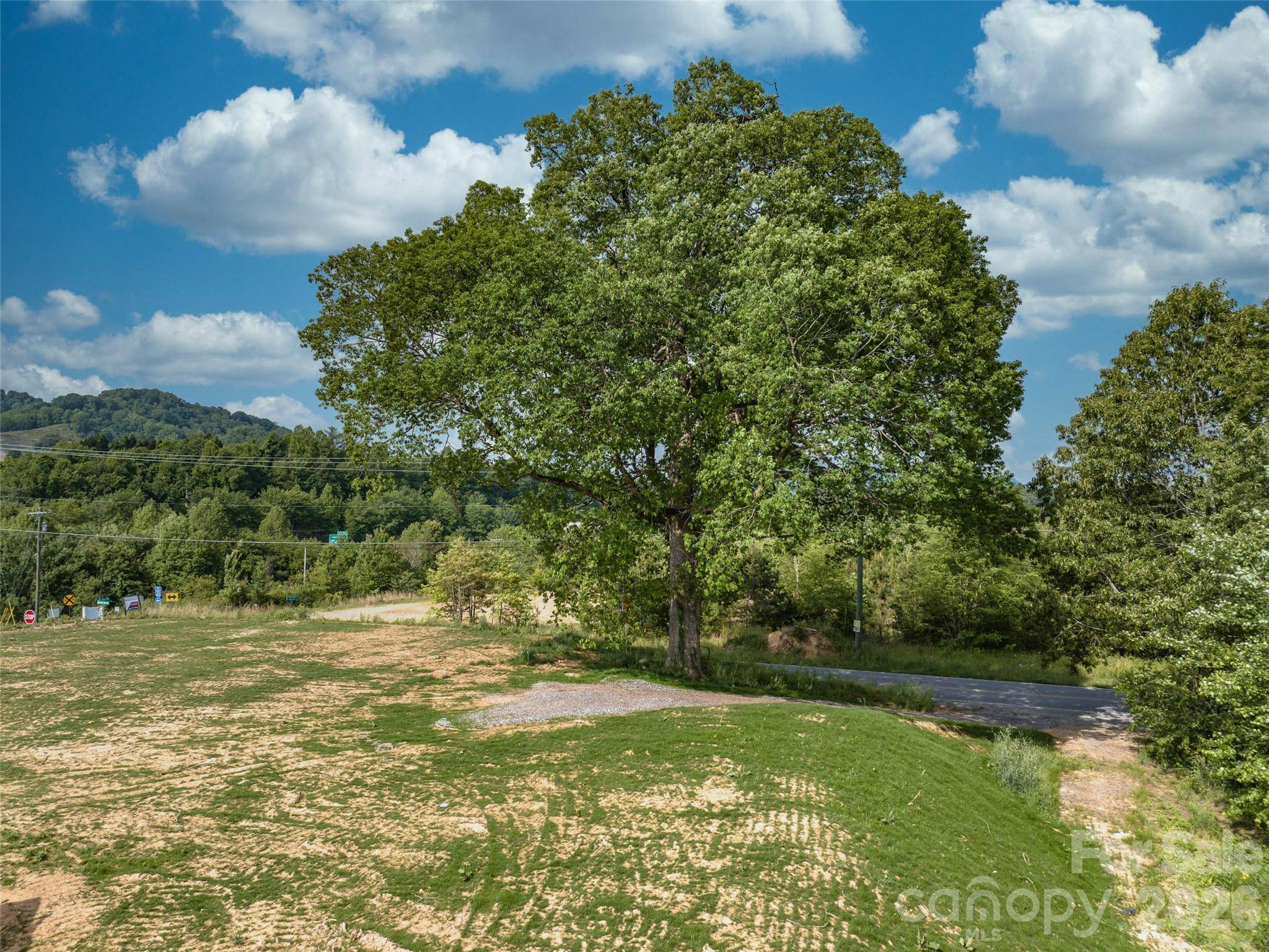 35 Lee RD, Clyde, NC 28721