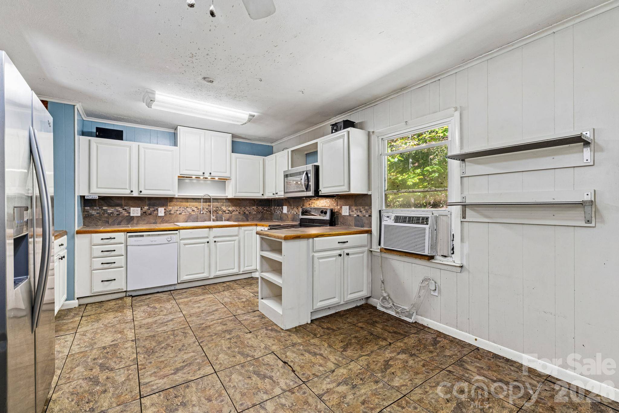 103 Early Deitz RD, Sylva, NC 28779