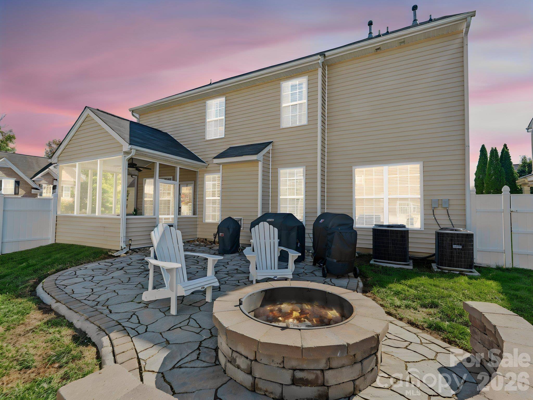 10900 Sand River CT, Davidson, NC 28036