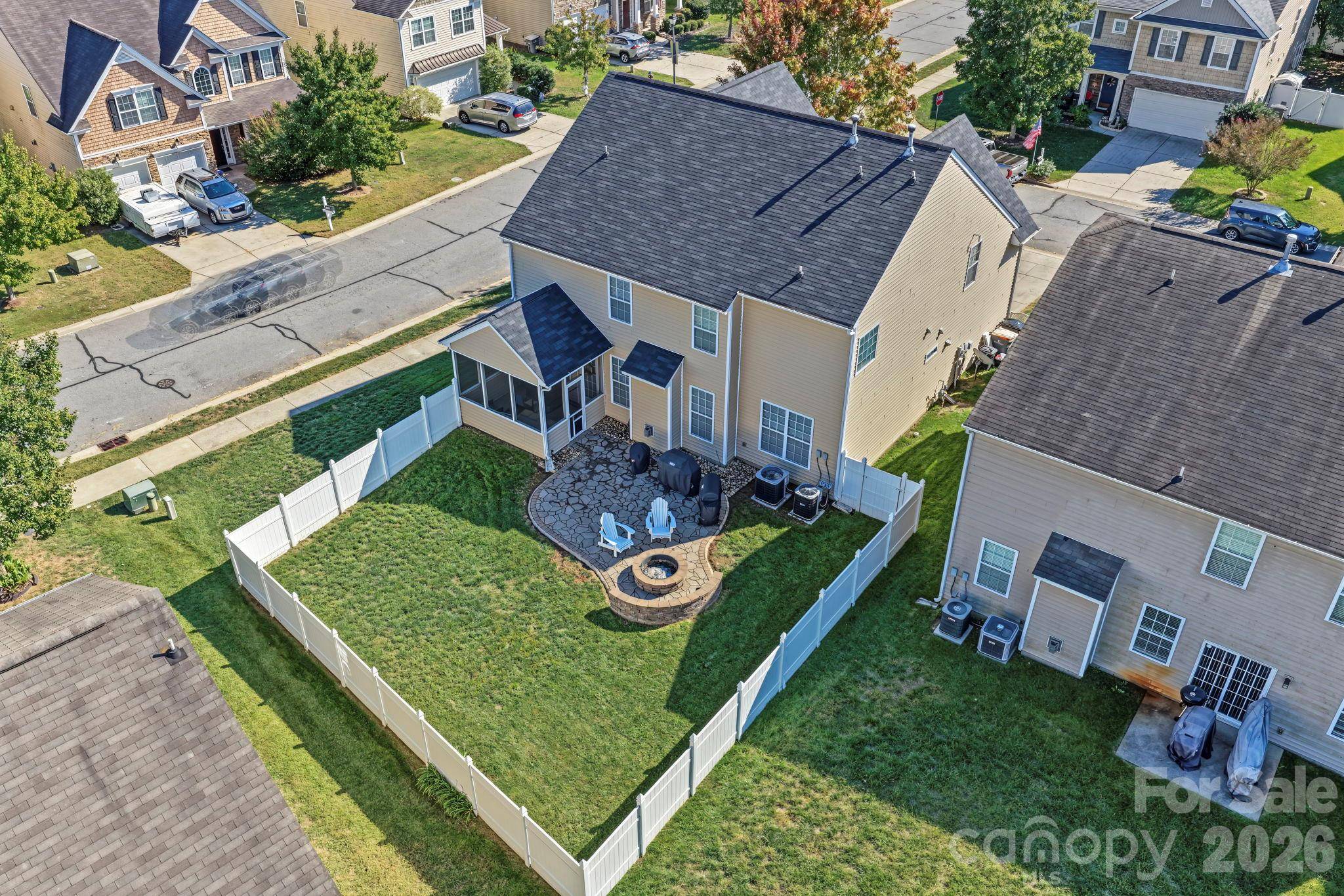 10900 Sand River CT, Davidson, NC 28036