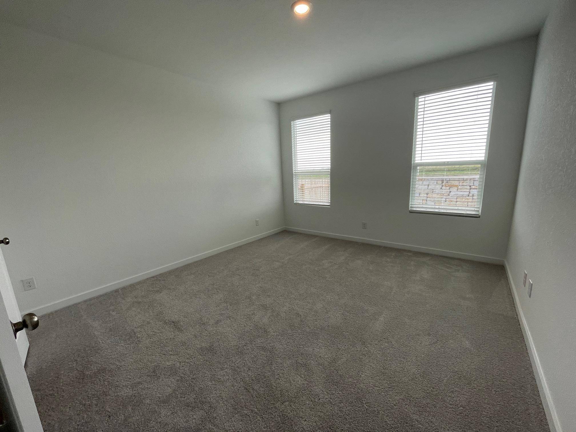 441 Sormonne LOOP, Kyle, TX 78640