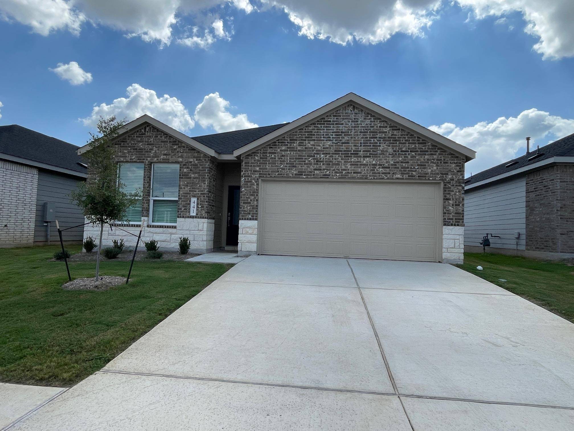 441 Sormonne LOOP, Kyle, TX 78640