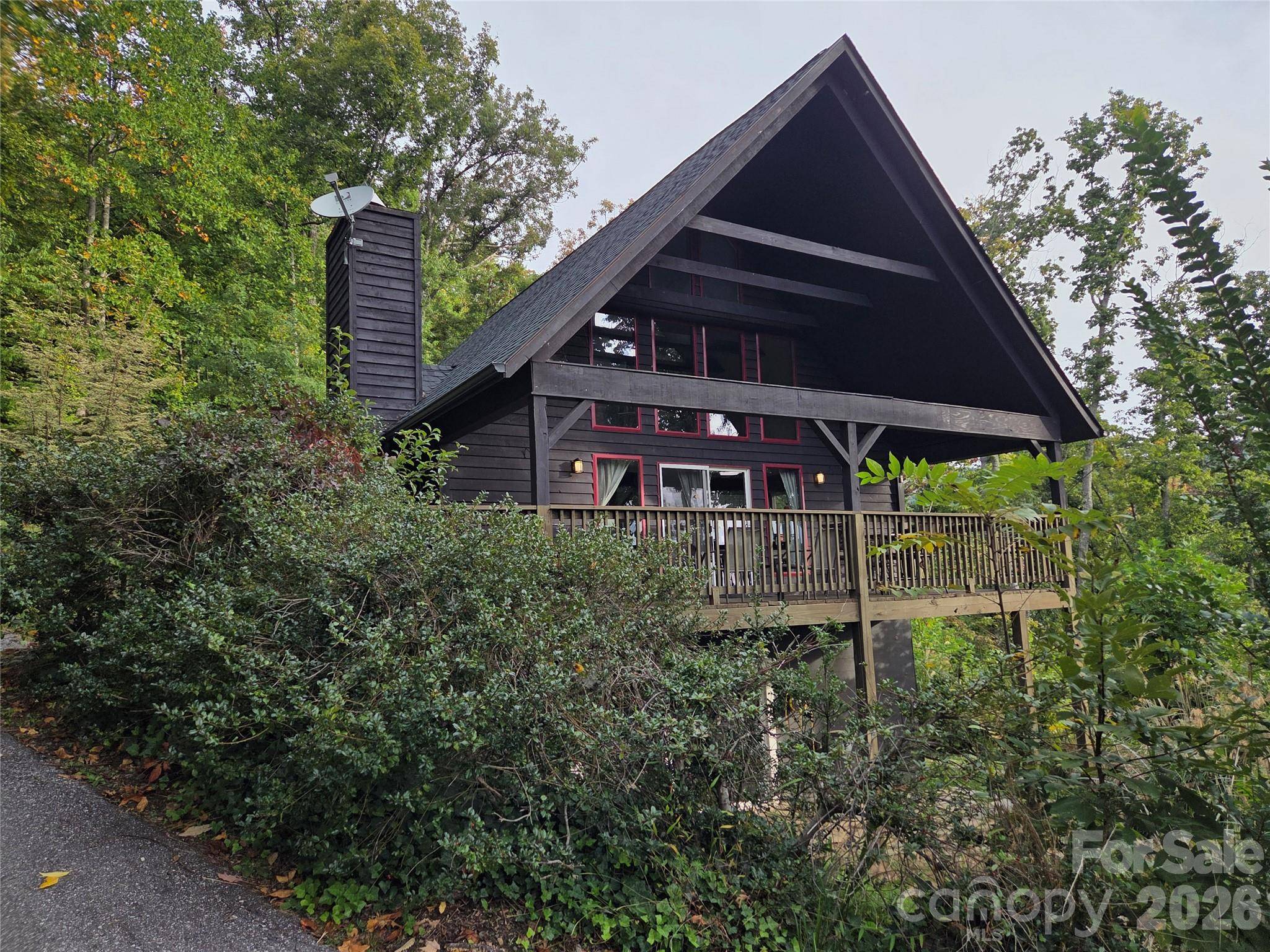 98 Maple Forest RD, Fairview, NC 28730
