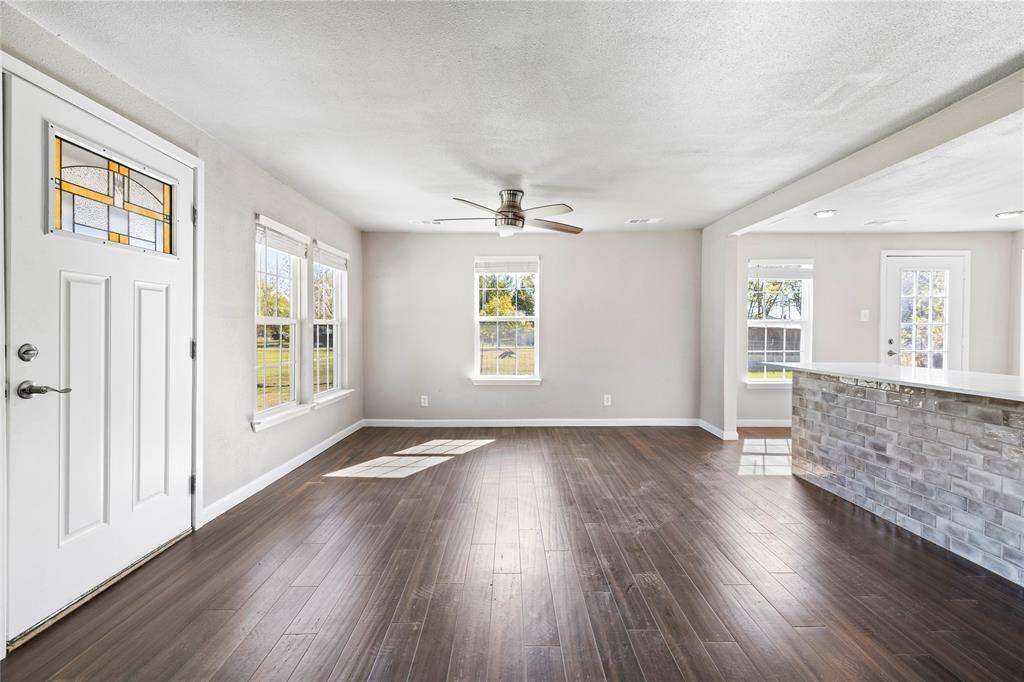 229 Orchard Street, Alba, TX 75410
