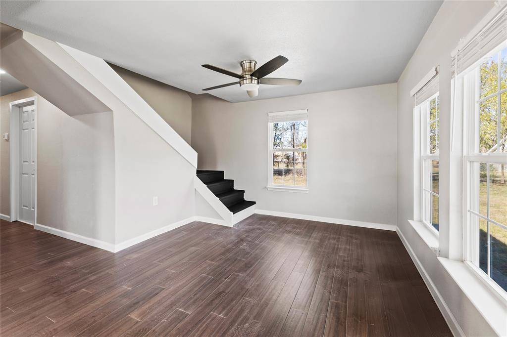 229 Orchard Street, Alba, TX 75410
