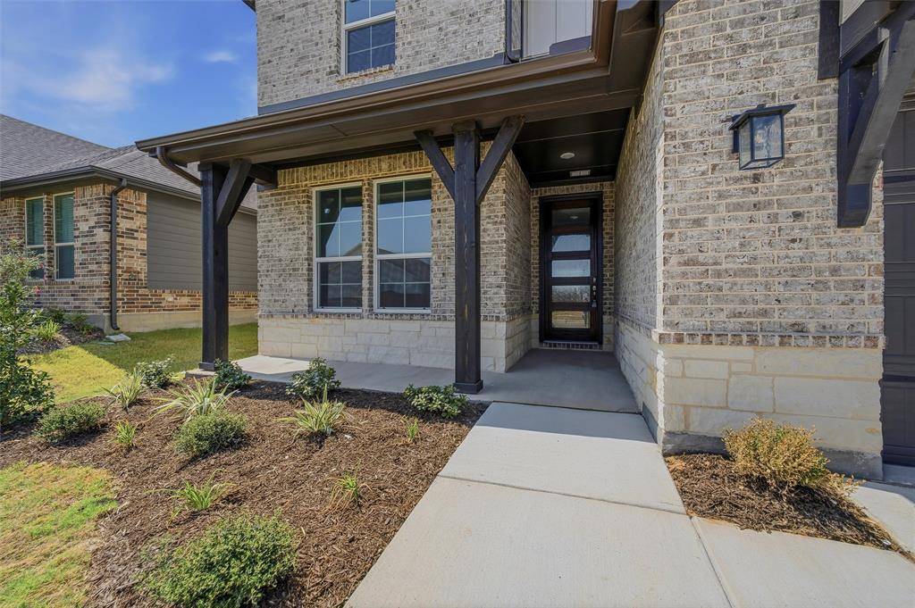 1337 Frio Drive, Springtown, TX 76082