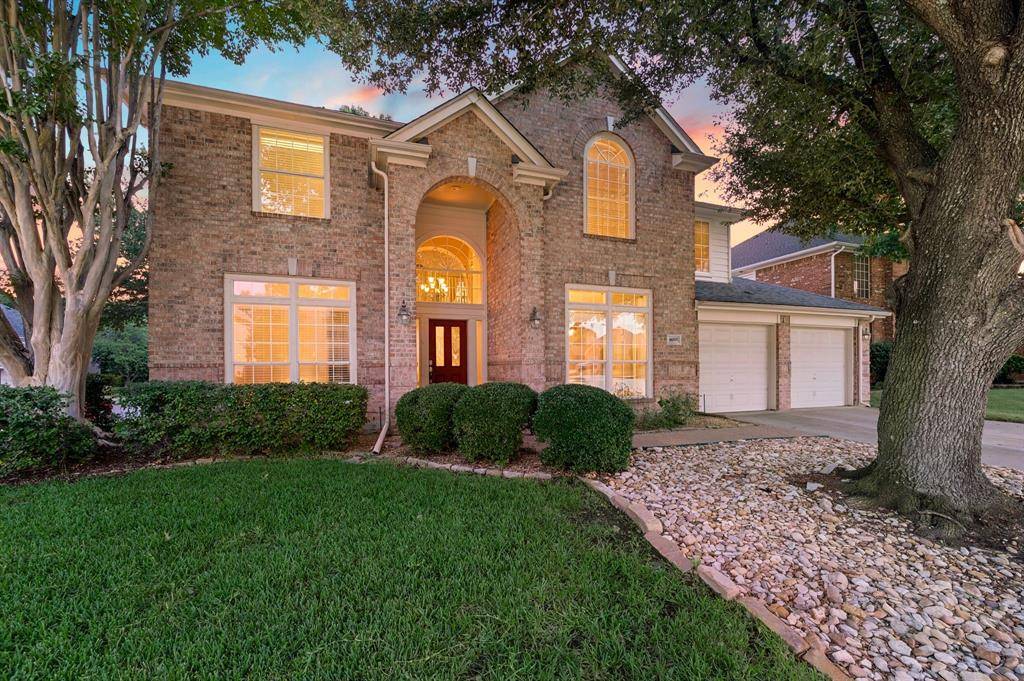 6605 Fox Glen Drive, Arlington, TX 76001
