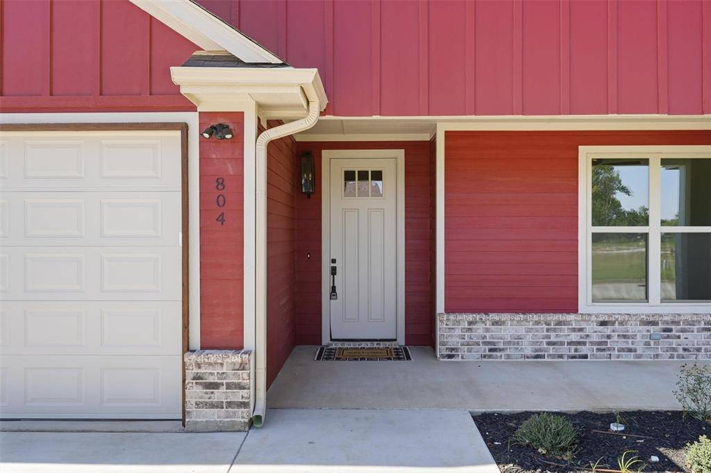 804 Lavender Court, Tolar, TX 76476