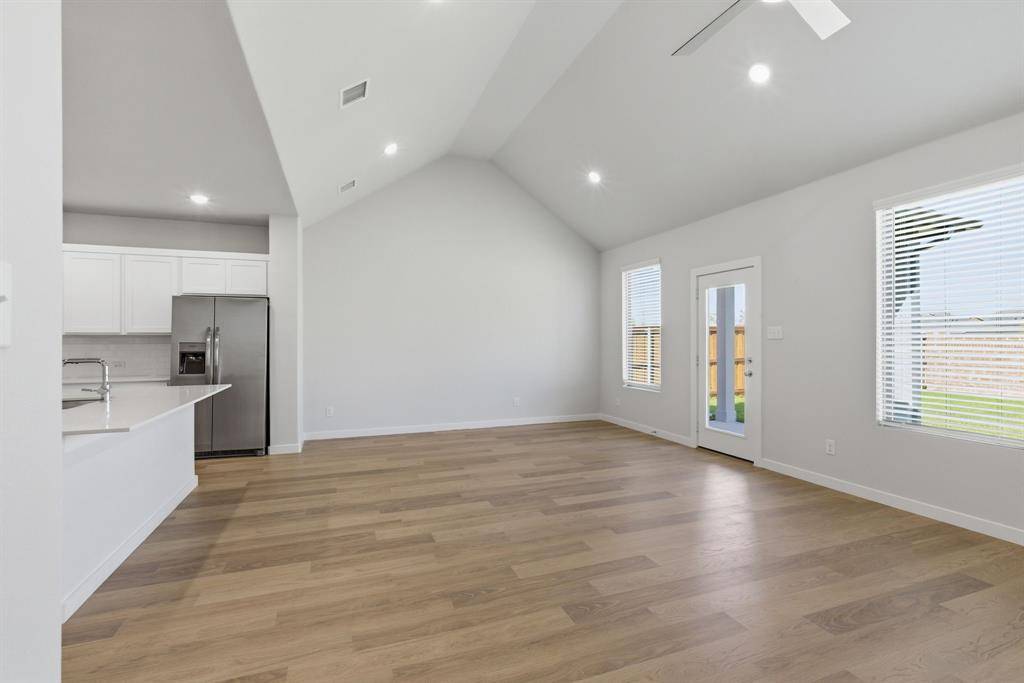 637 Sierra Ridge, Lavon, TX 75166