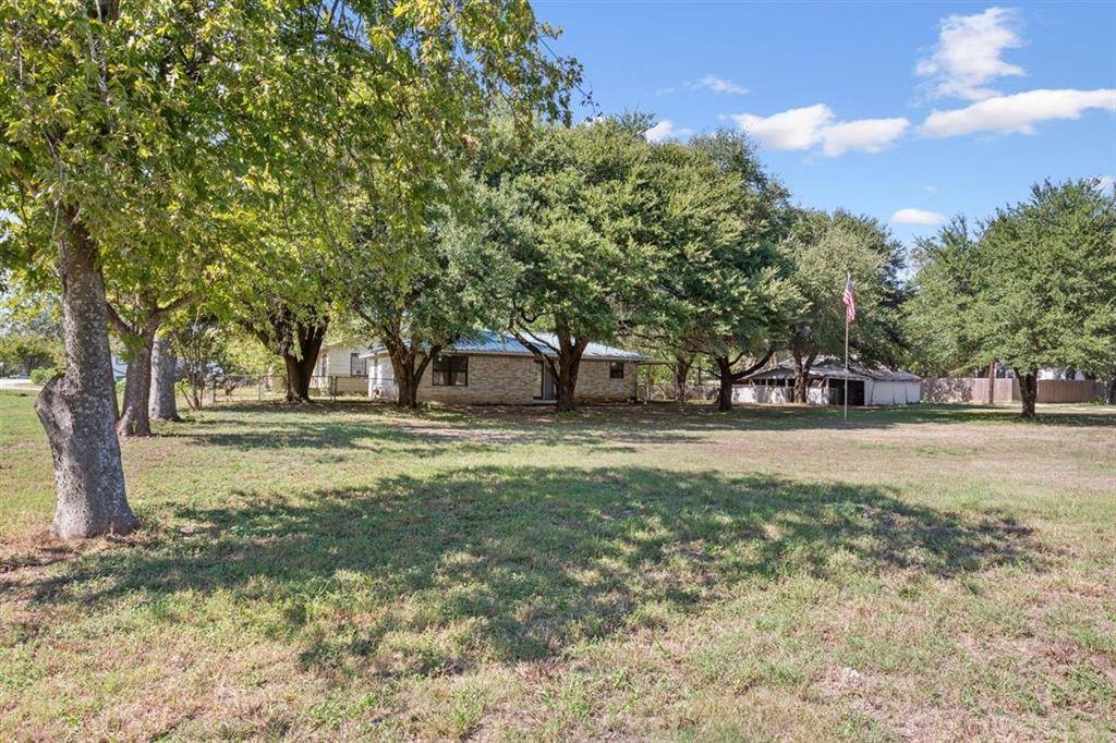 204 Ausborn Street, Bruceville Eddy, TX 76524
