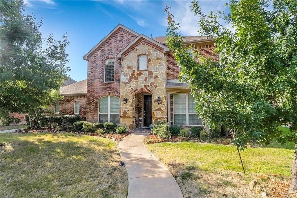 7306 Waterbury Drive, Rowlett, TX 75089