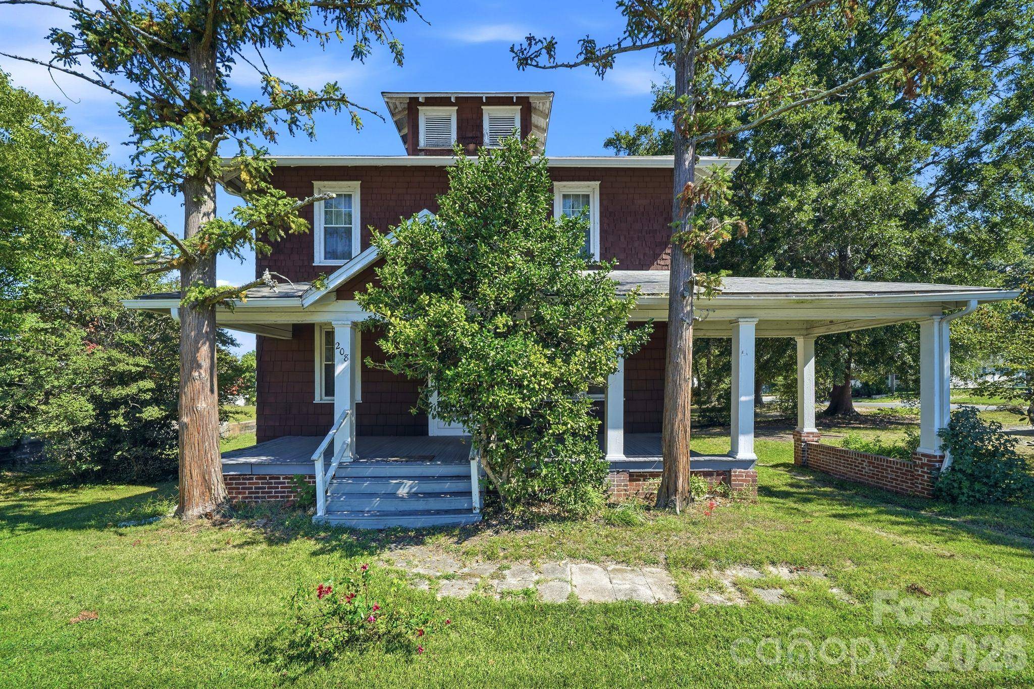208 S Myrtle School RD S, Gastonia, NC 28052