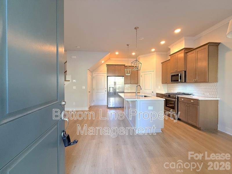 5915 Ardrey Kell RD, Charlotte, NC 28277