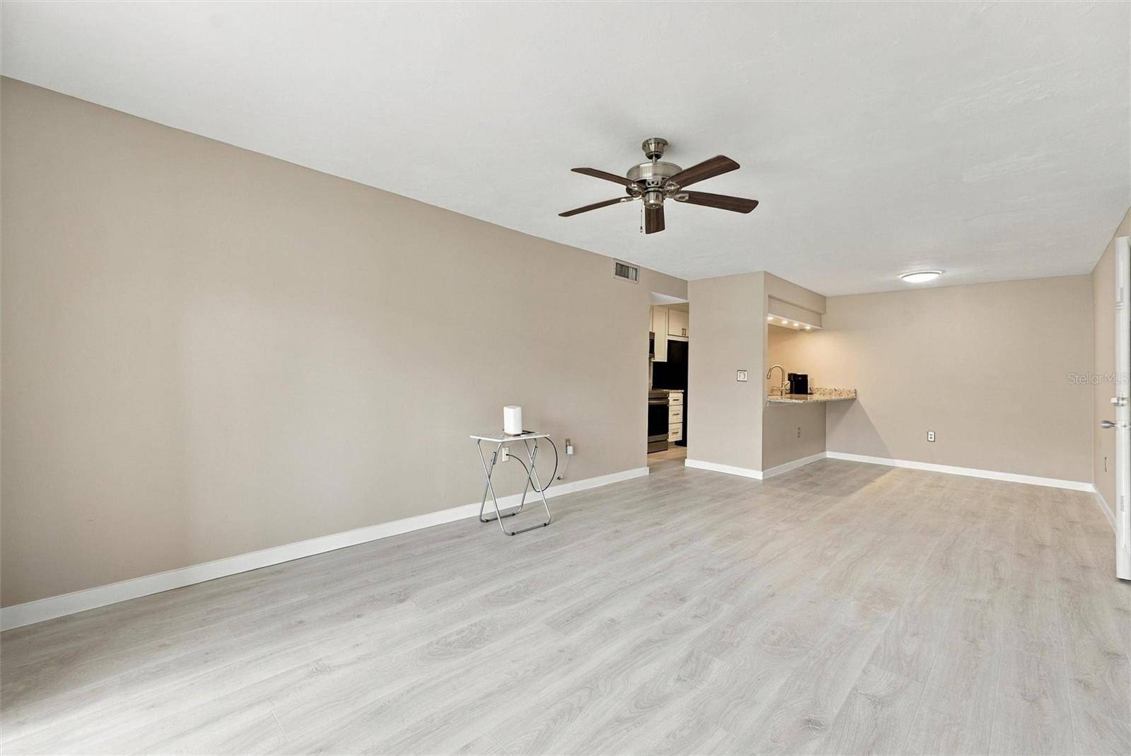 3265 BENEVA RD #104, Sarasota, FL 34232