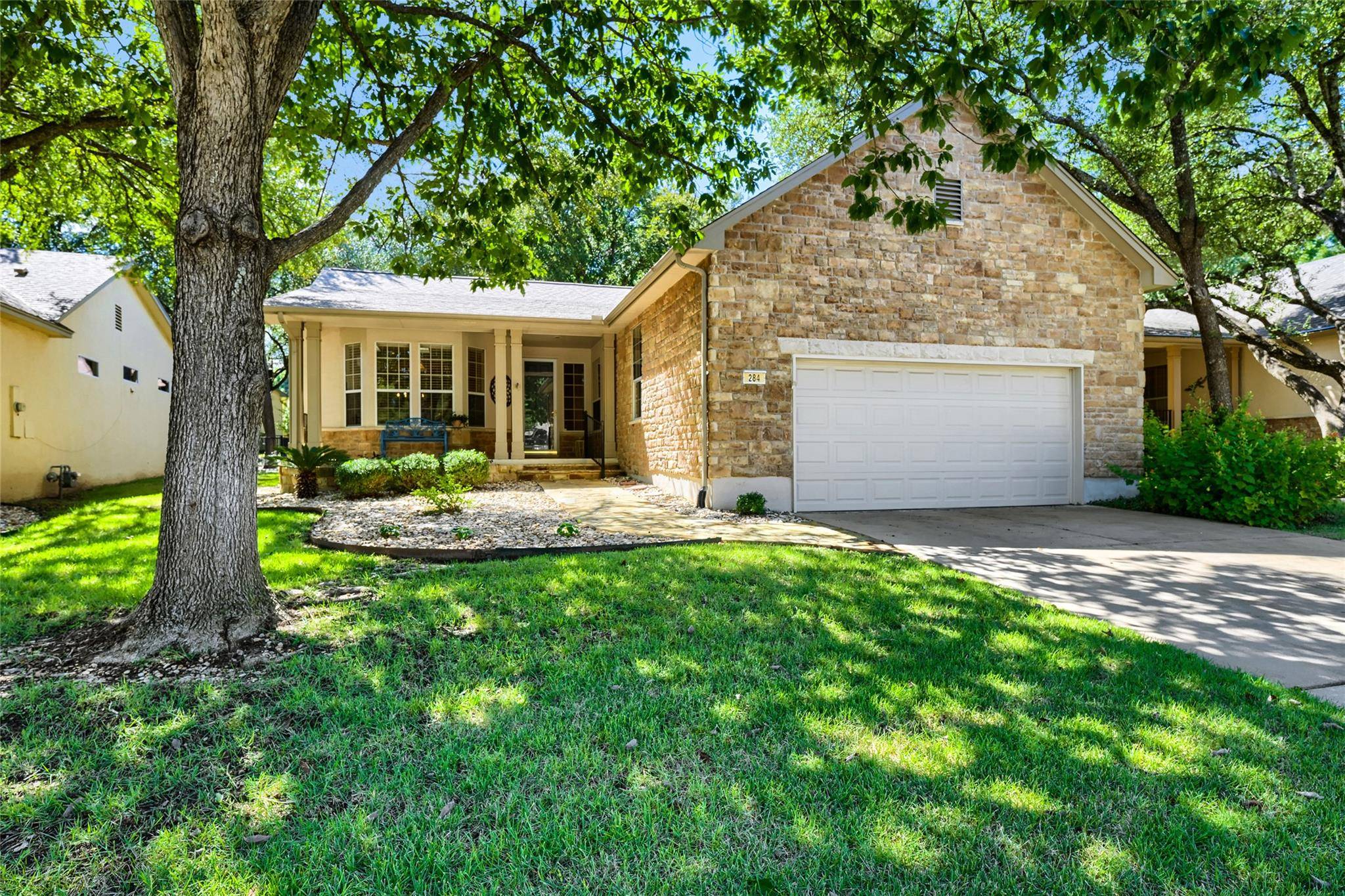 284 Whispering Wind DR, Georgetown, TX 78633