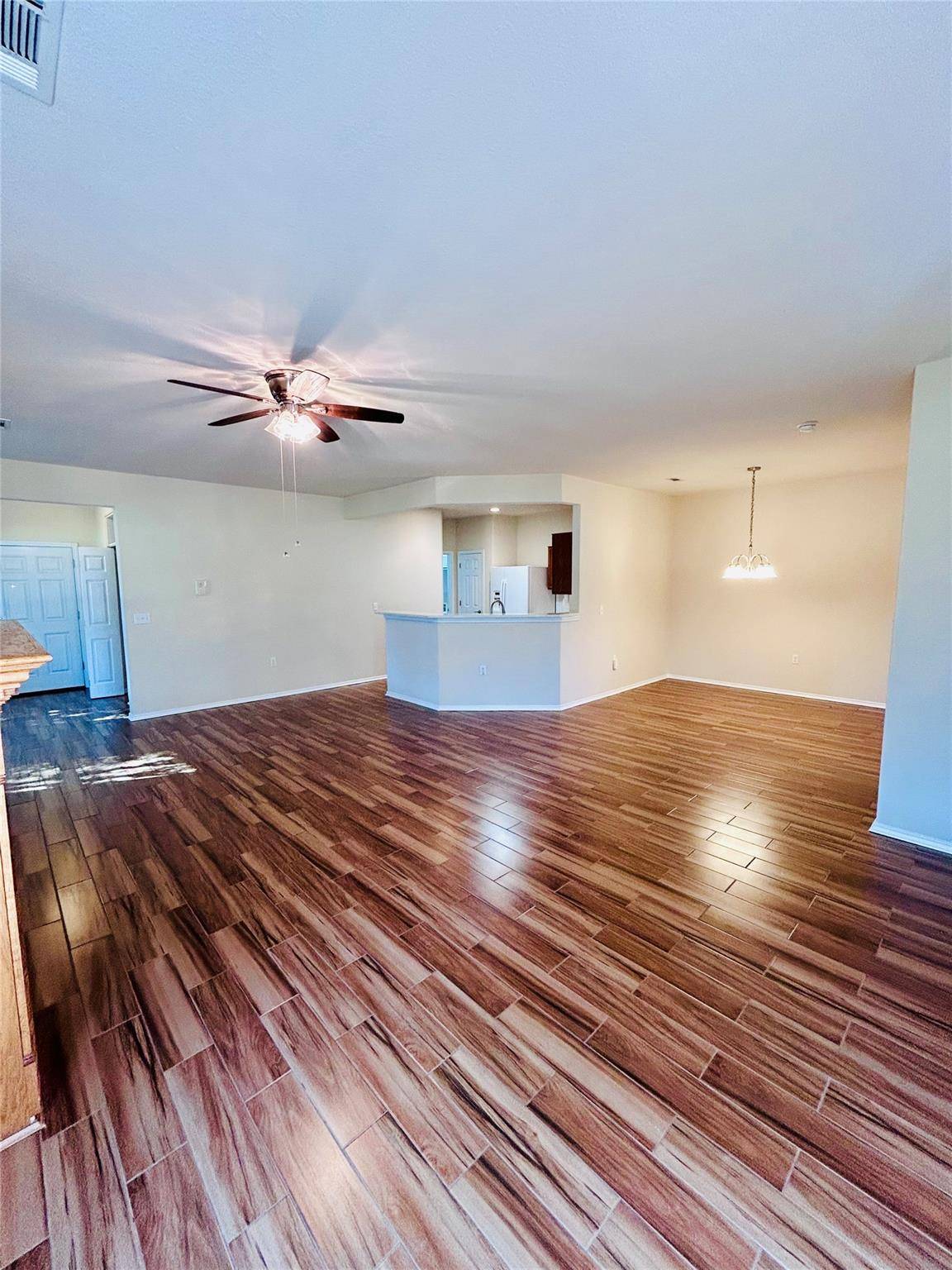 104 Honey Creek TRL, Georgetown, TX 78633