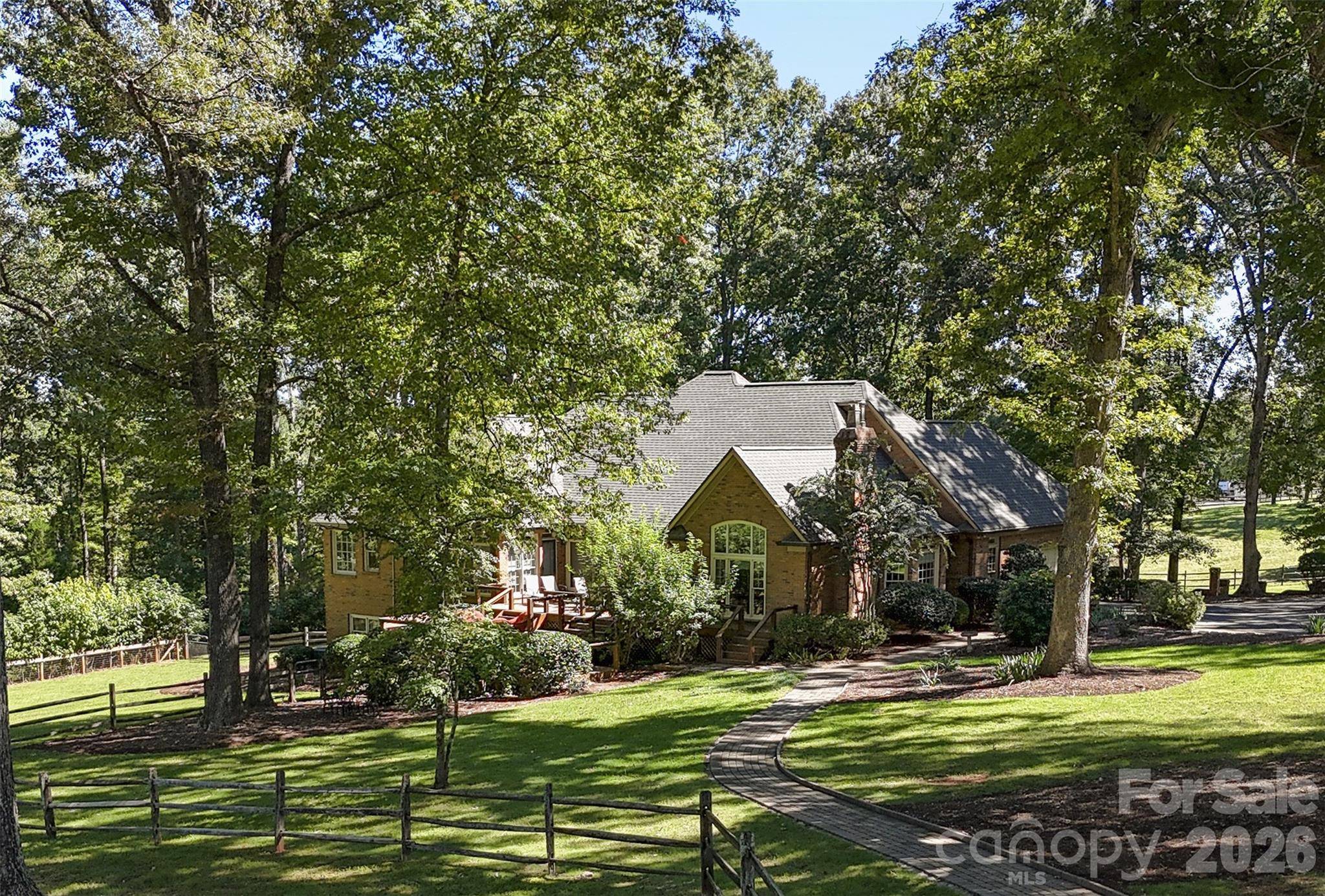 201 Hughes Creek RD, Columbus, NC 28722