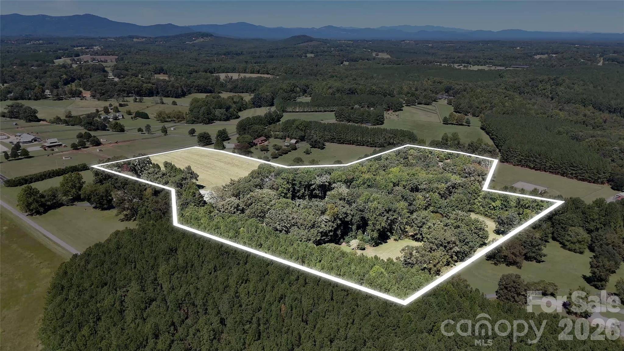 201 Hughes Creek RD, Columbus, NC 28722