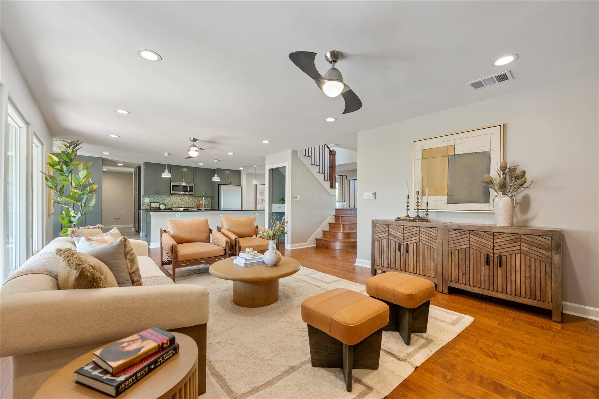 6812 Pioneer PL, Austin, TX 78757