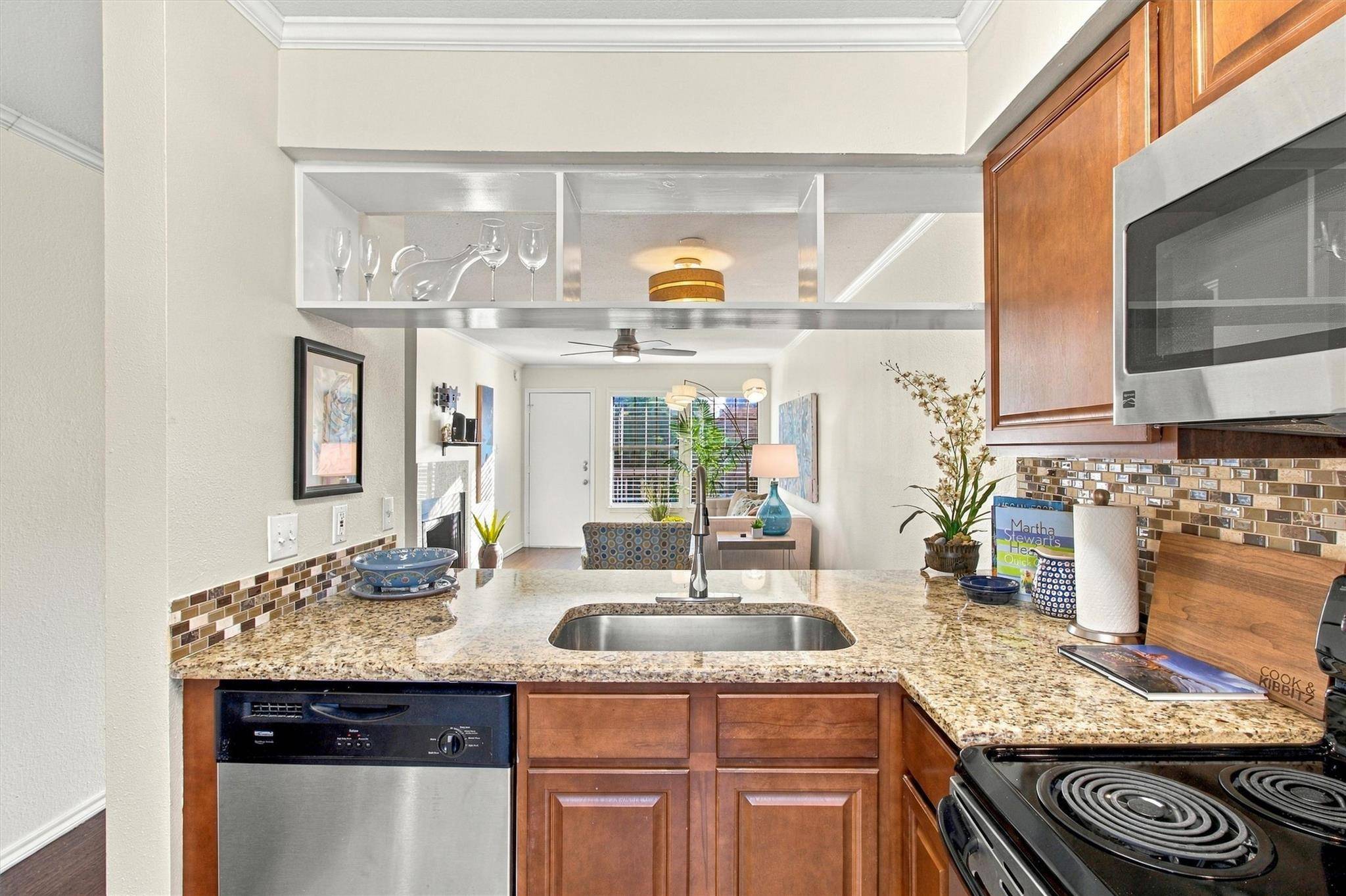 2215 Post RD #2055, Austin, TX 78704