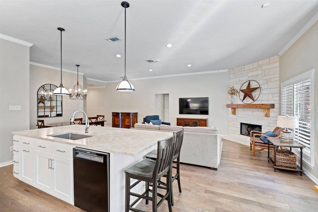 11701 Cambria Court, Fort Worth, TX 76008