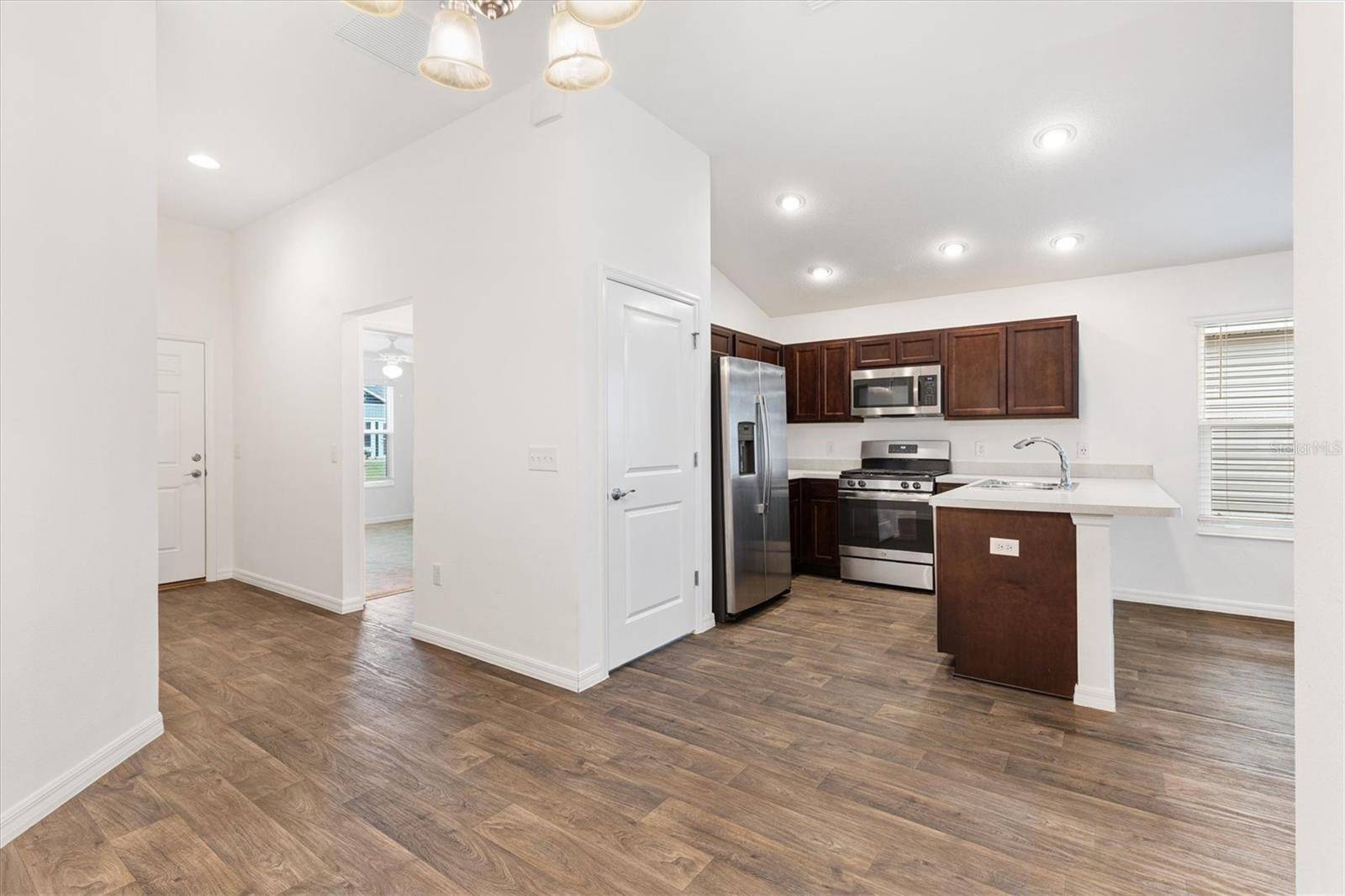 6225 DINGMAN WAY, The Villages, FL 32163
