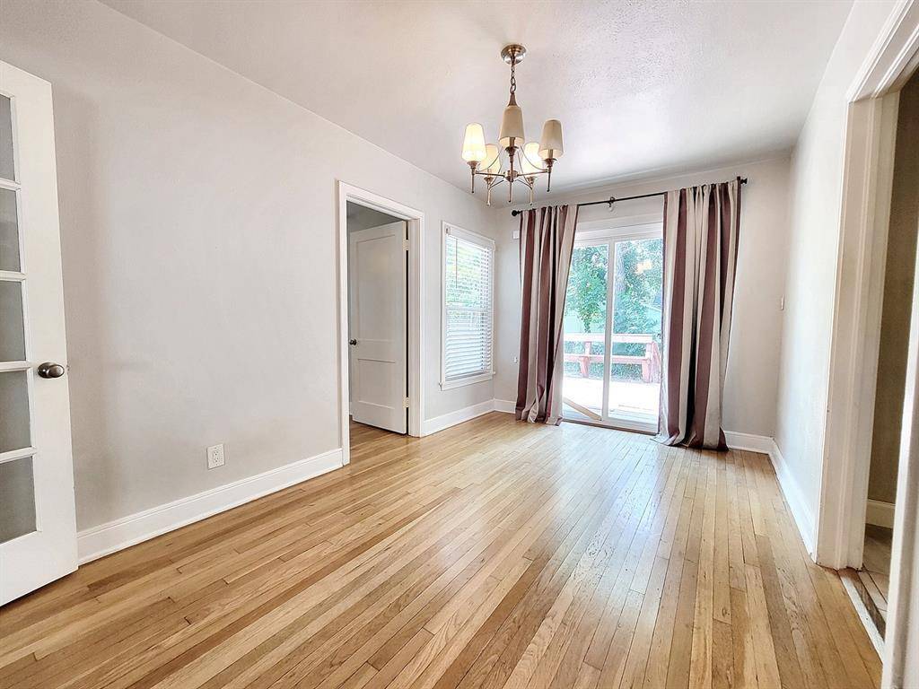 1009 E 38 1/2 ST #B, Austin, TX 78751