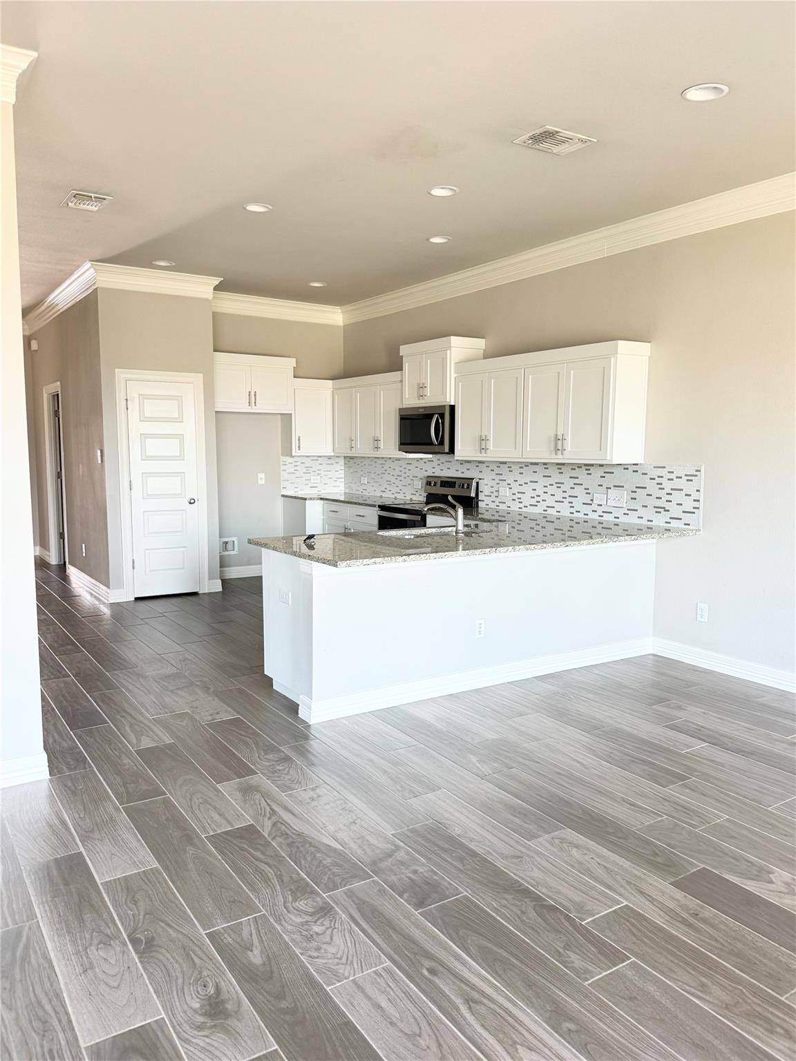 105 Bailey Kay CT #A, Jarrell, TX 76537