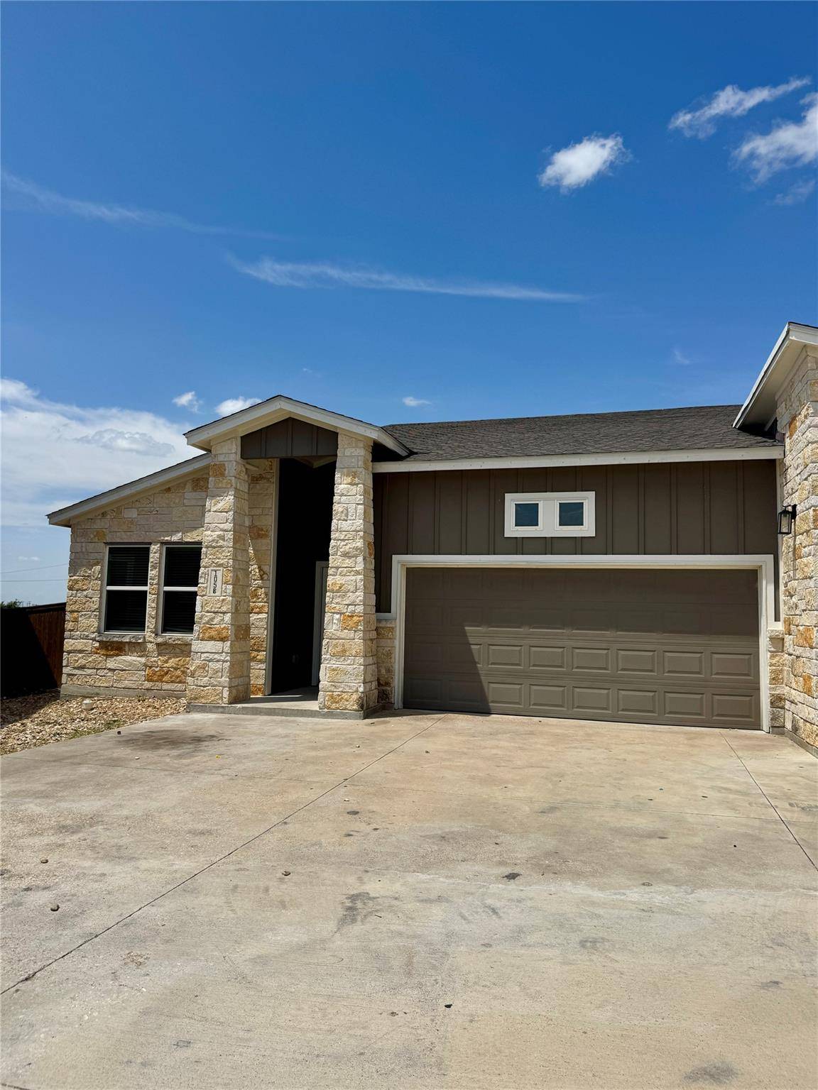105 Bailey Kay CT #A, Jarrell, TX 76537