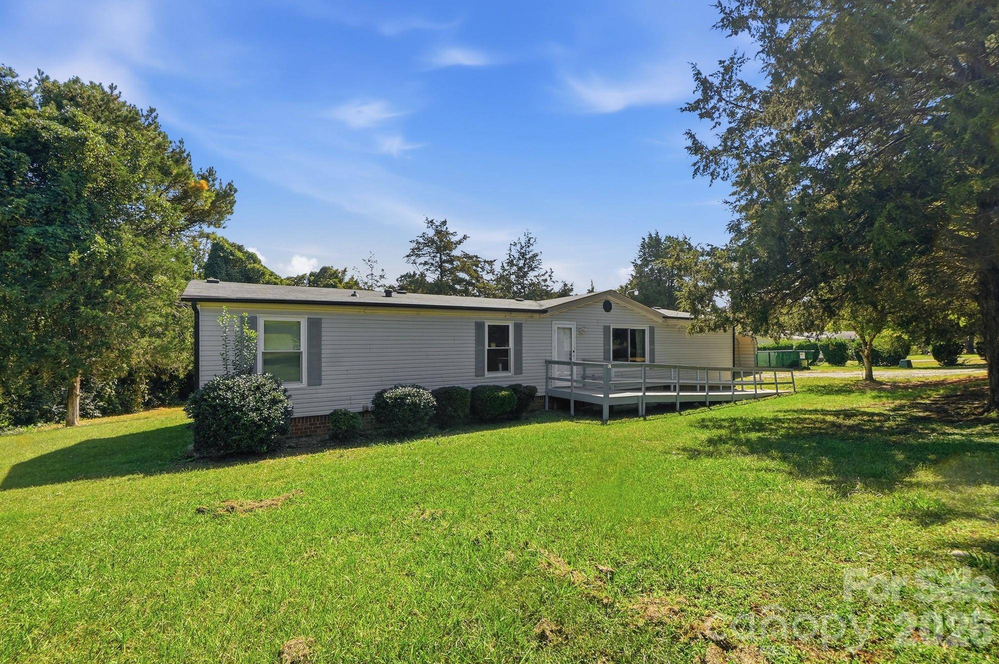 6017 Frazier DR, Davidson, NC 28036