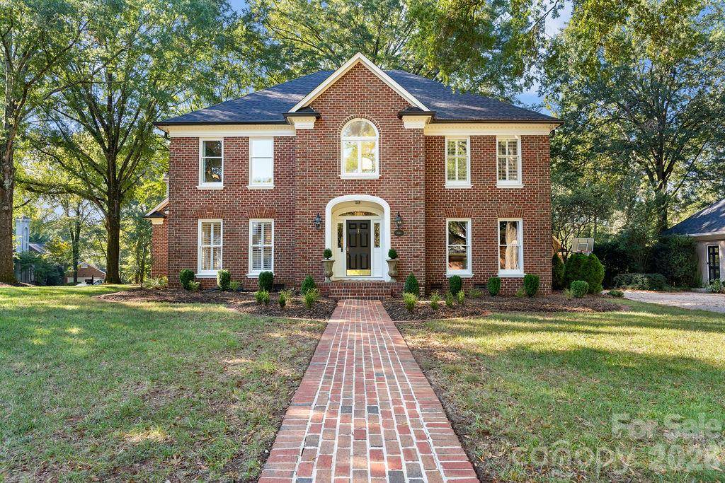 5050 Kimblewyck LN, Charlotte, NC 28226