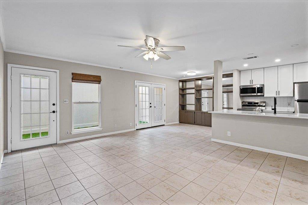 6718 Silvermine DR #1204, Austin, TX 78736