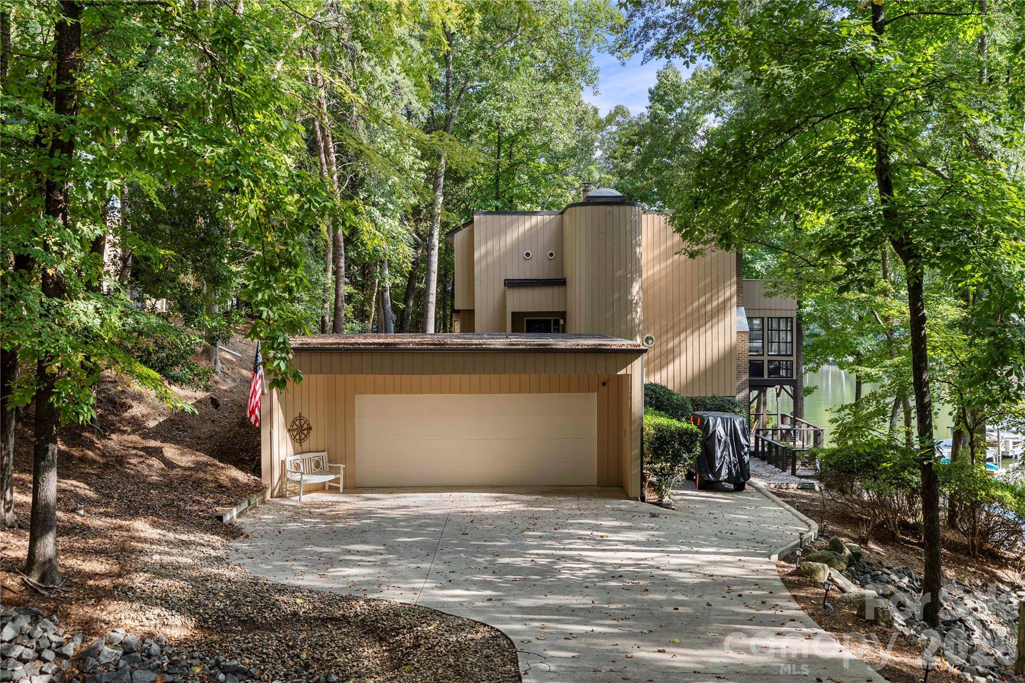 131 Whispering Pines DR, Clover, SC 29710