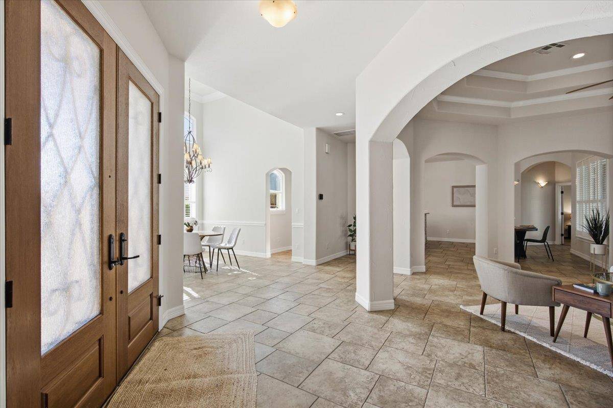 2708 Springwood LN, Georgetown, TX 78628