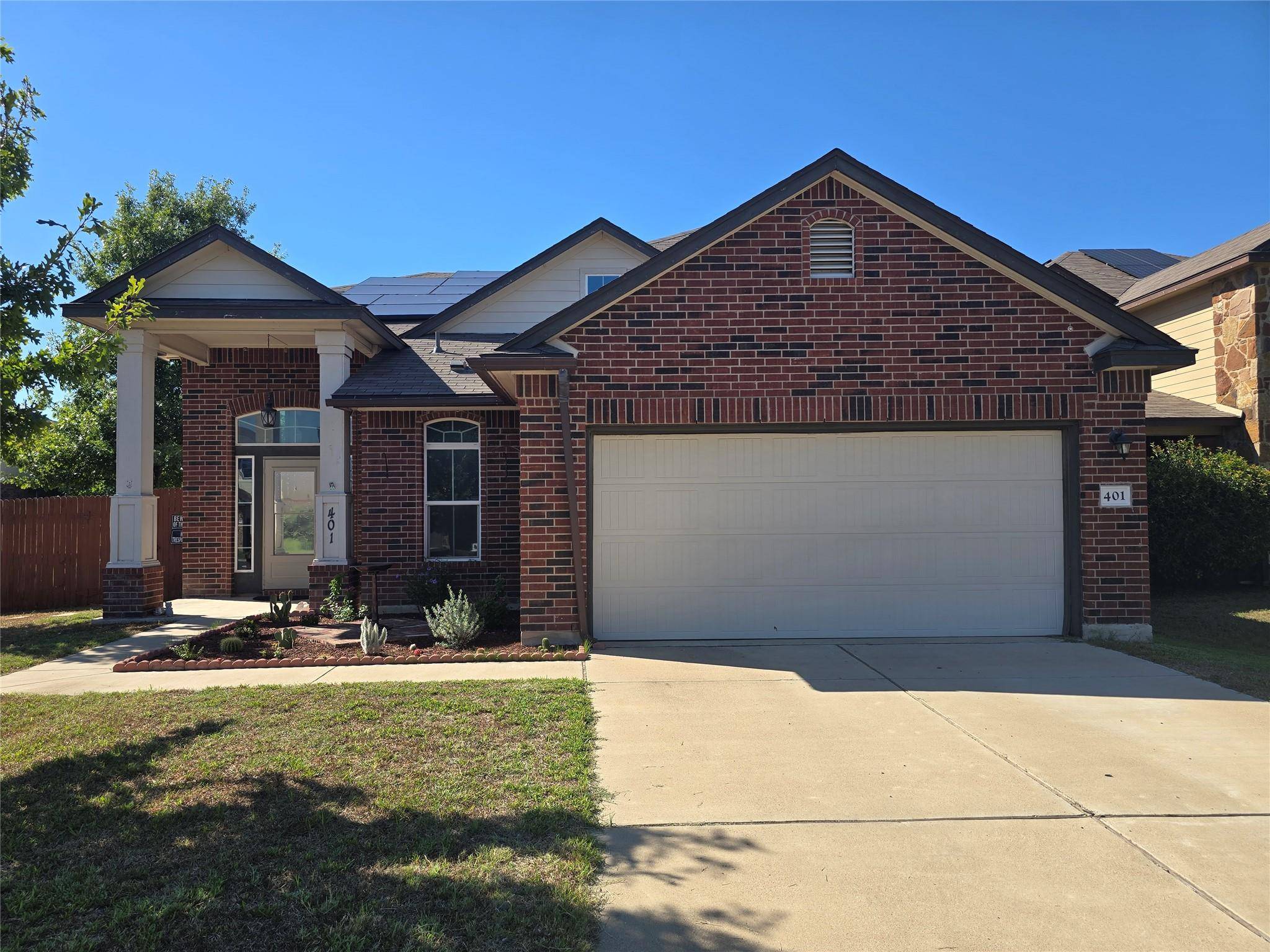 401 Foster LN, Jarrell, TX 76537