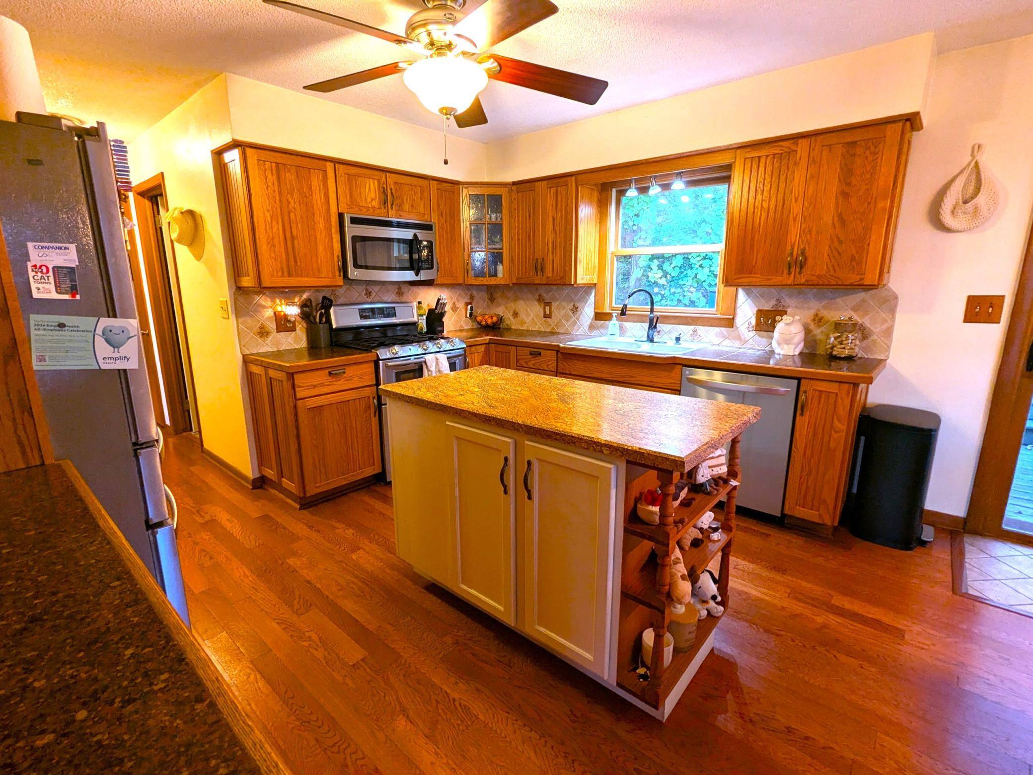 3205 Cliffside DR, La Crosse, WI 54601