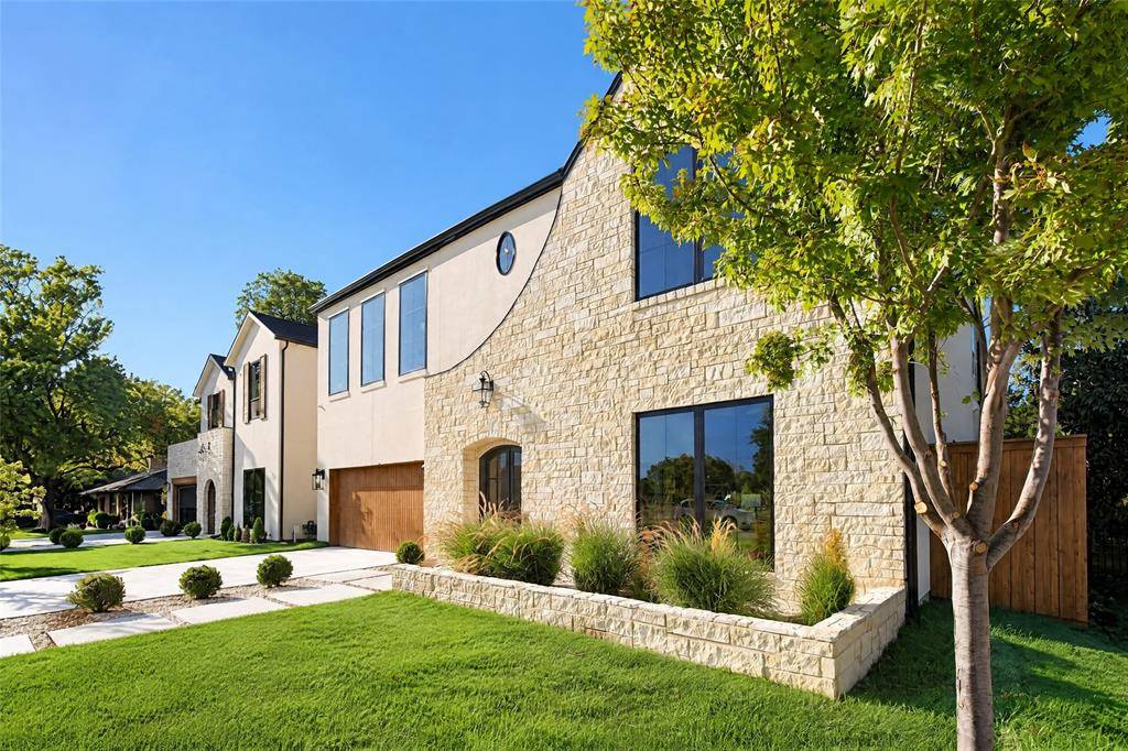 3733 Clover Lane, Dallas, TX 75220