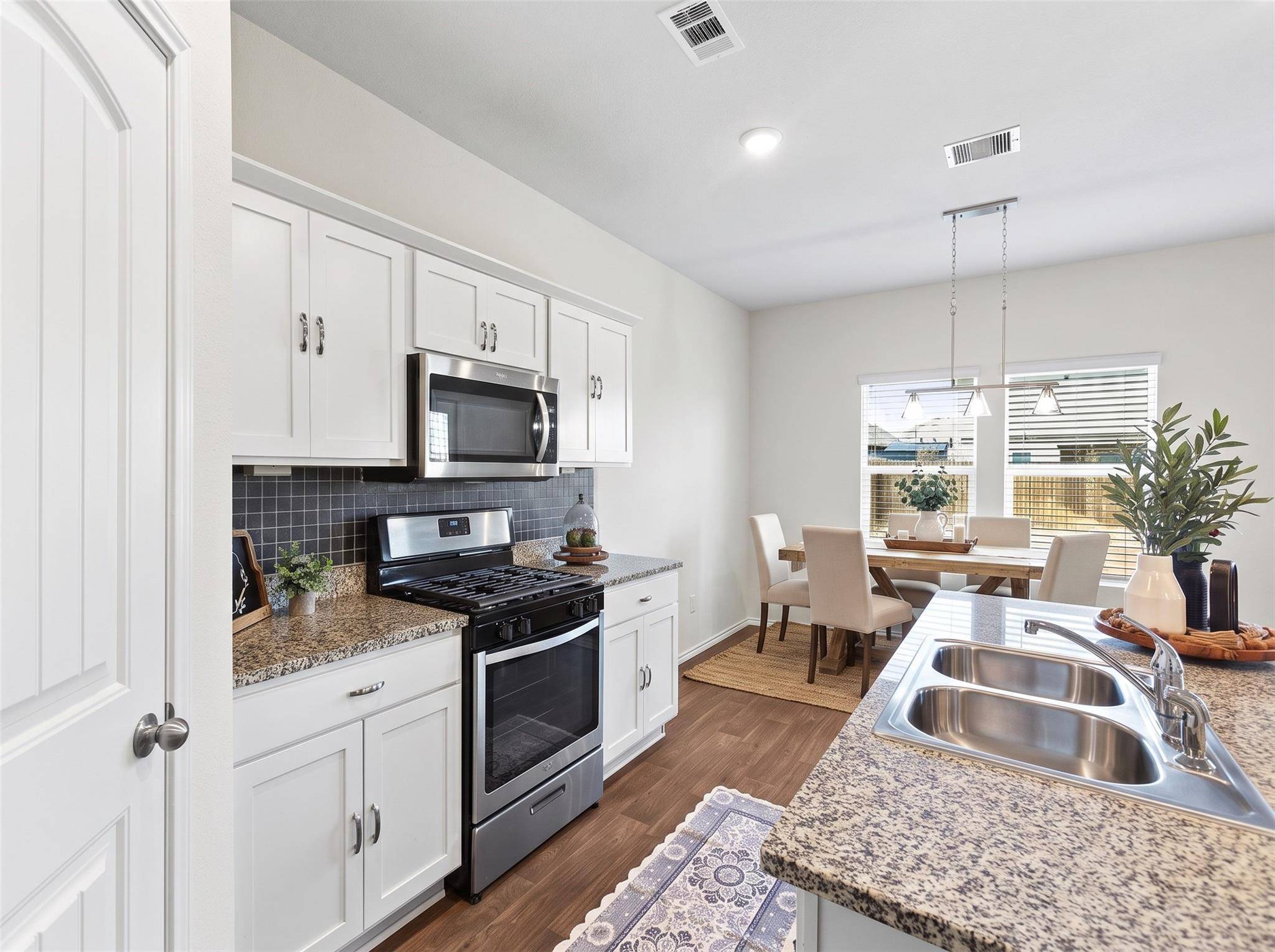 144 Harvest Creek DR, Uhland, TX 78640