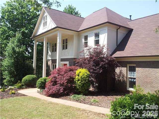9327 Willowglen TRL, Charlotte, NC 28215