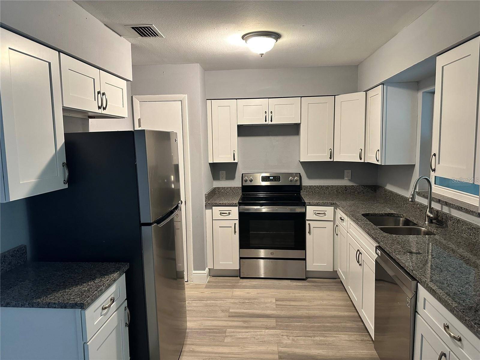 4533 LEMANS DR, Orlando, FL 32808