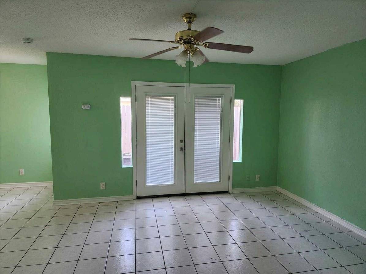 2600 Penny LN #116, Austin, TX 78757