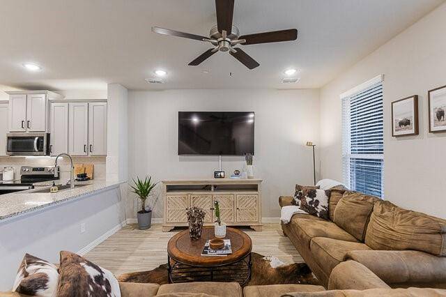 2728 Baneberry Lane, Mesquite, TX 75150