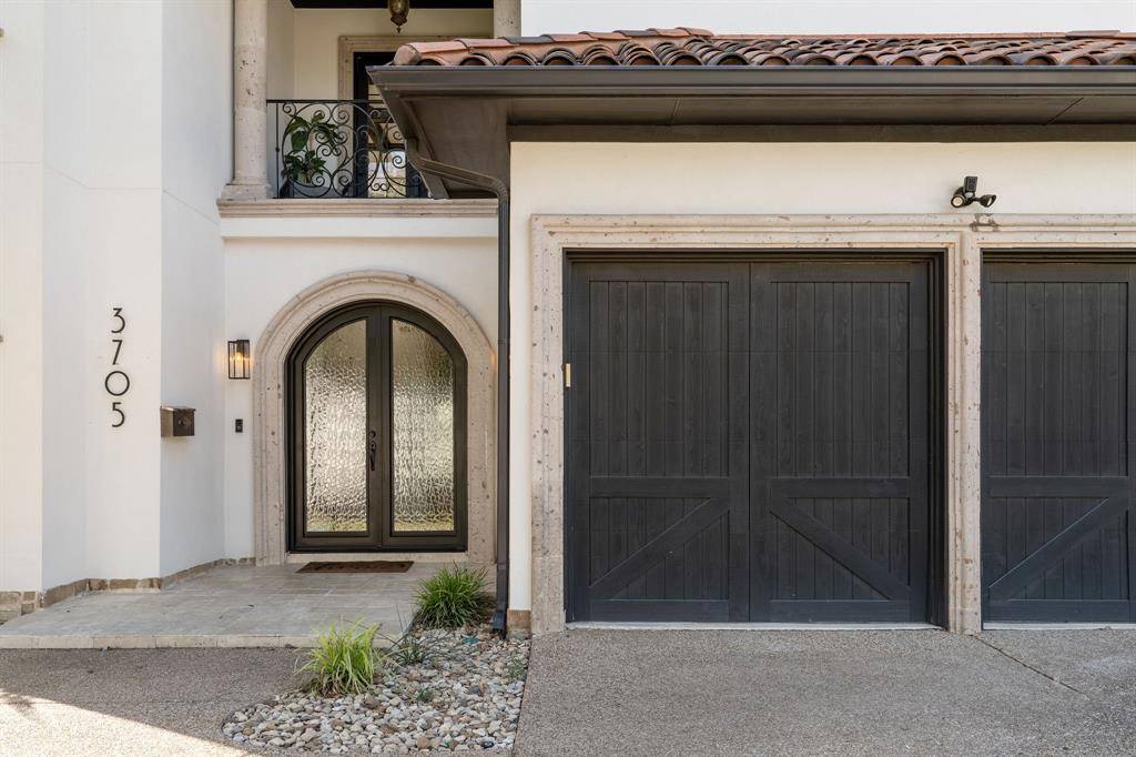 3705 W 5th Street, Fort Worth, TX 76107