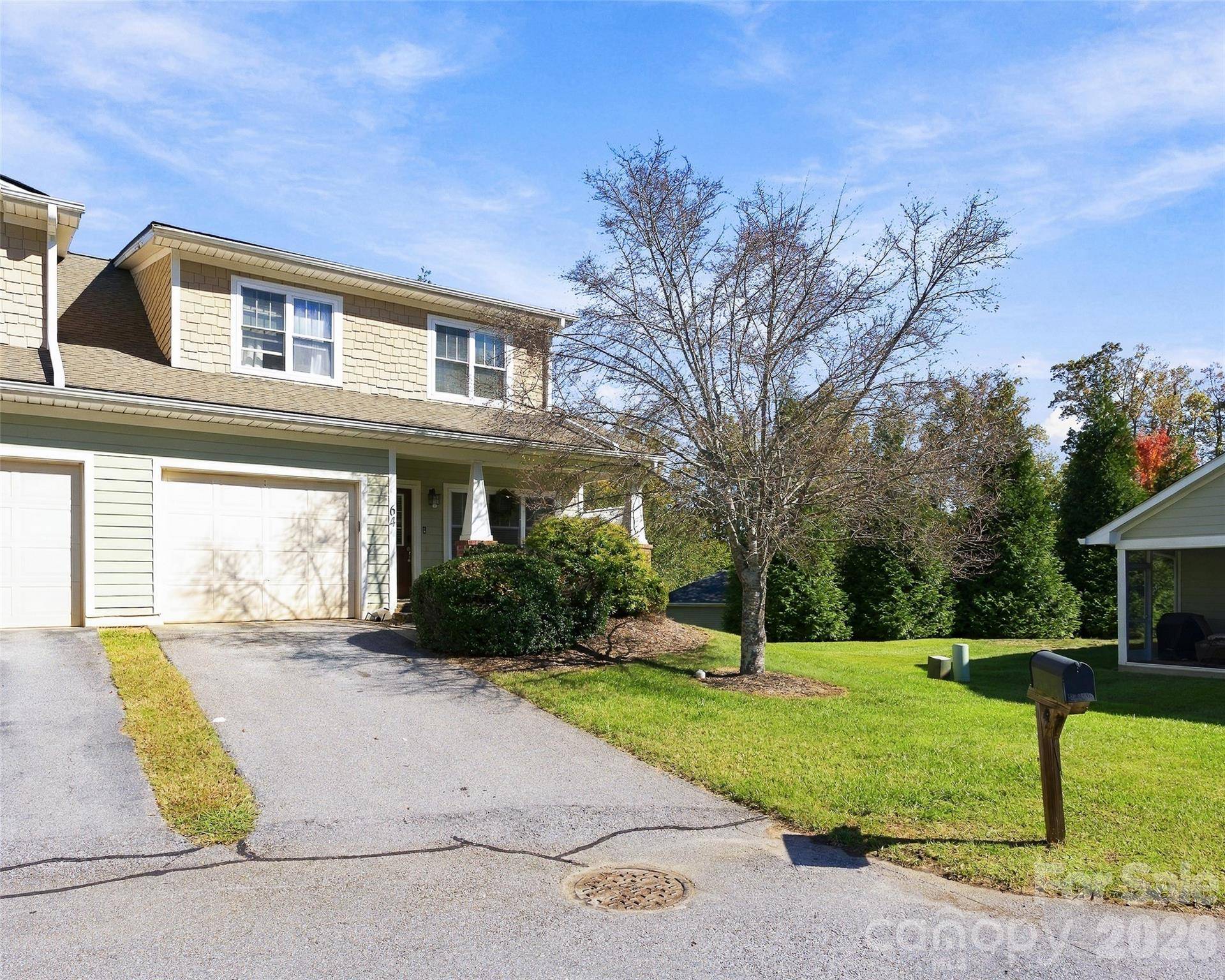 64 Fox Briar DR, Fletcher, NC 28732
