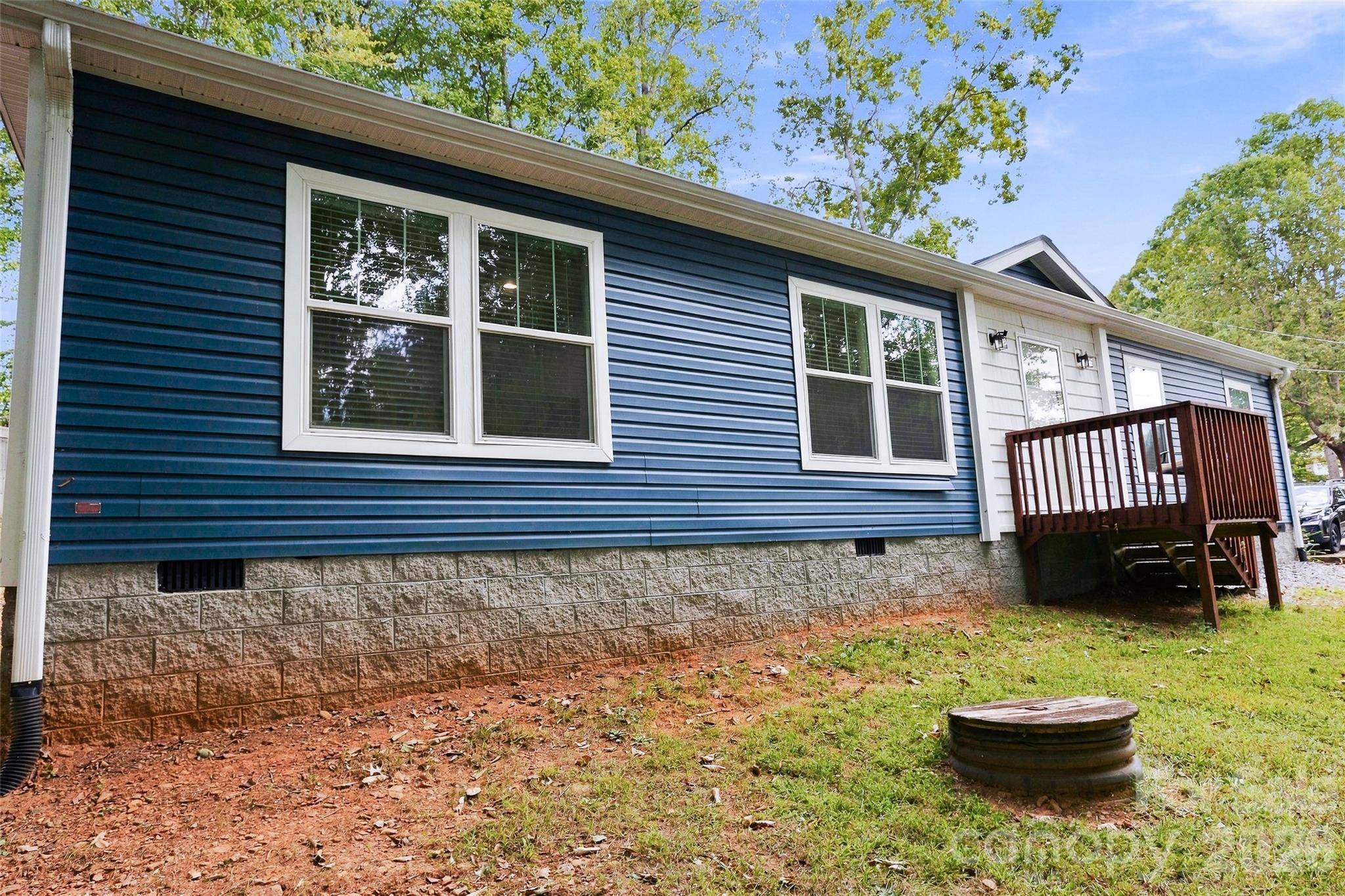 203 Beaverdam Loop RD, Candler, NC 28715